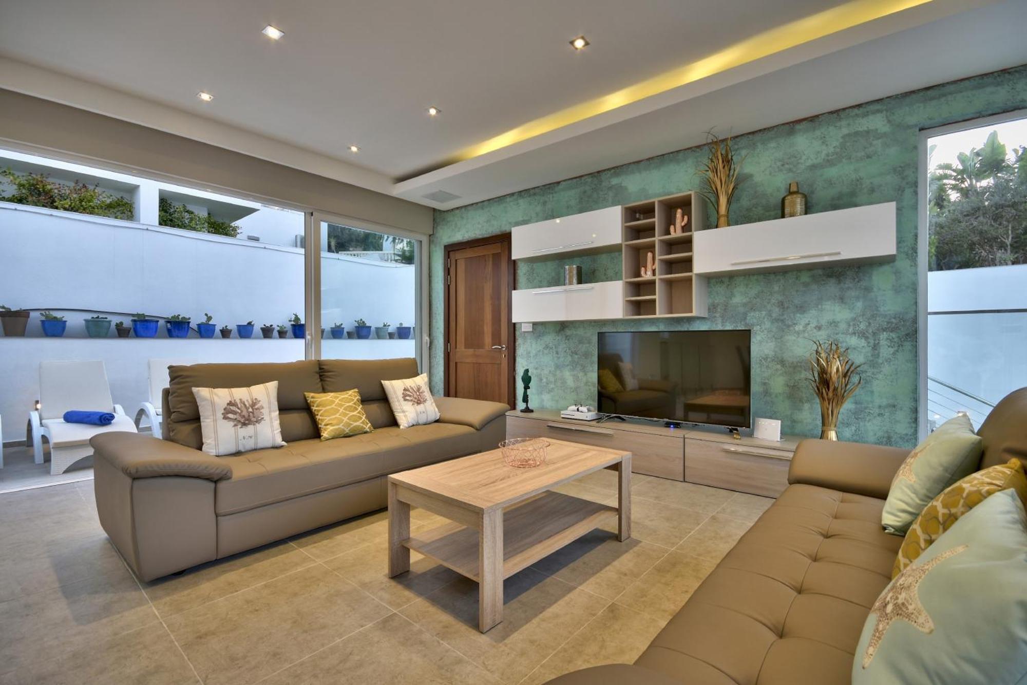 Villa Blu - Family Villa With Indoor Heated Pool, Sauna And Games Room 梅利哈 外观 照片