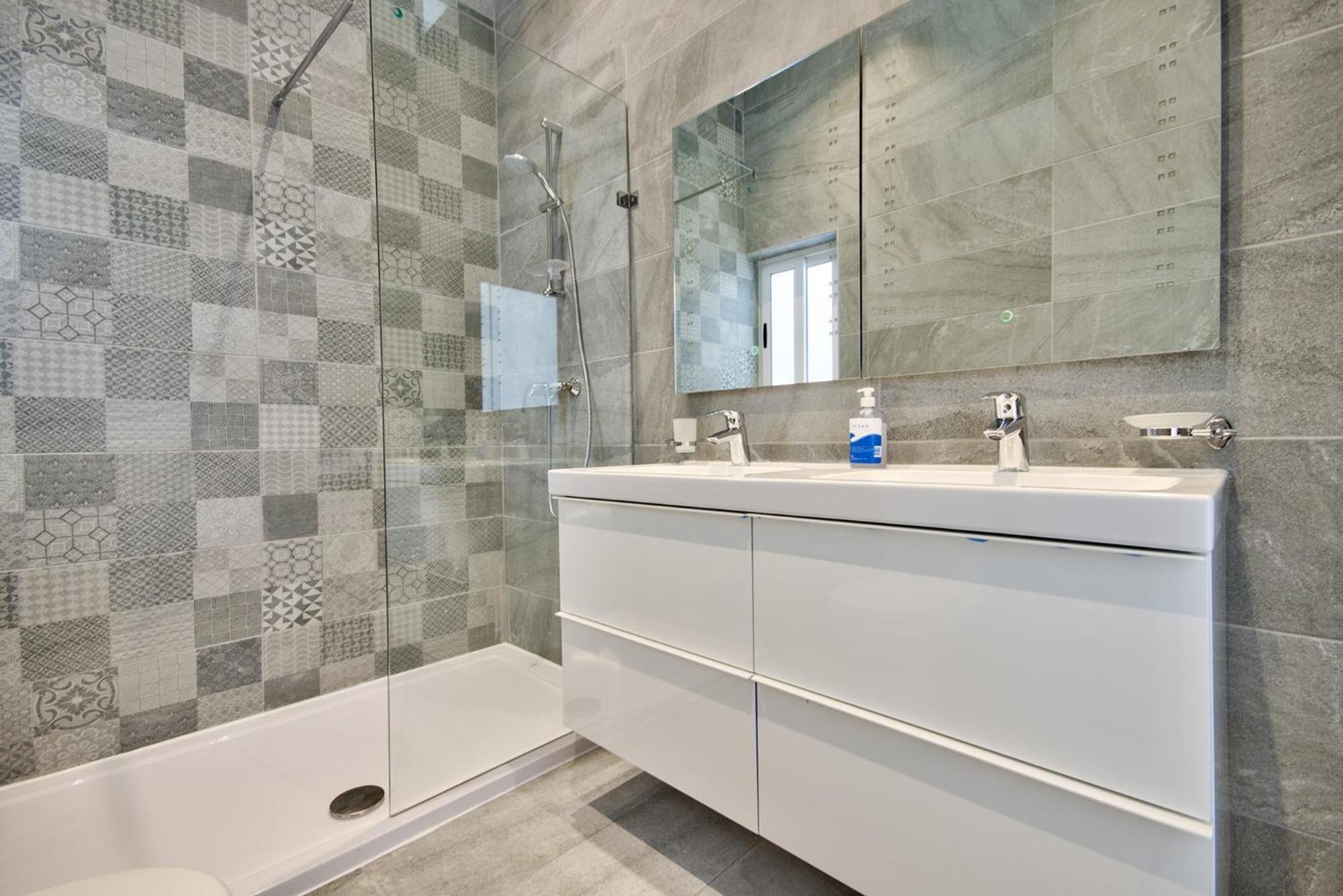 Villa Blu - Family Villa With Indoor Heated Pool, Sauna And Games Room 梅利哈 外观 照片