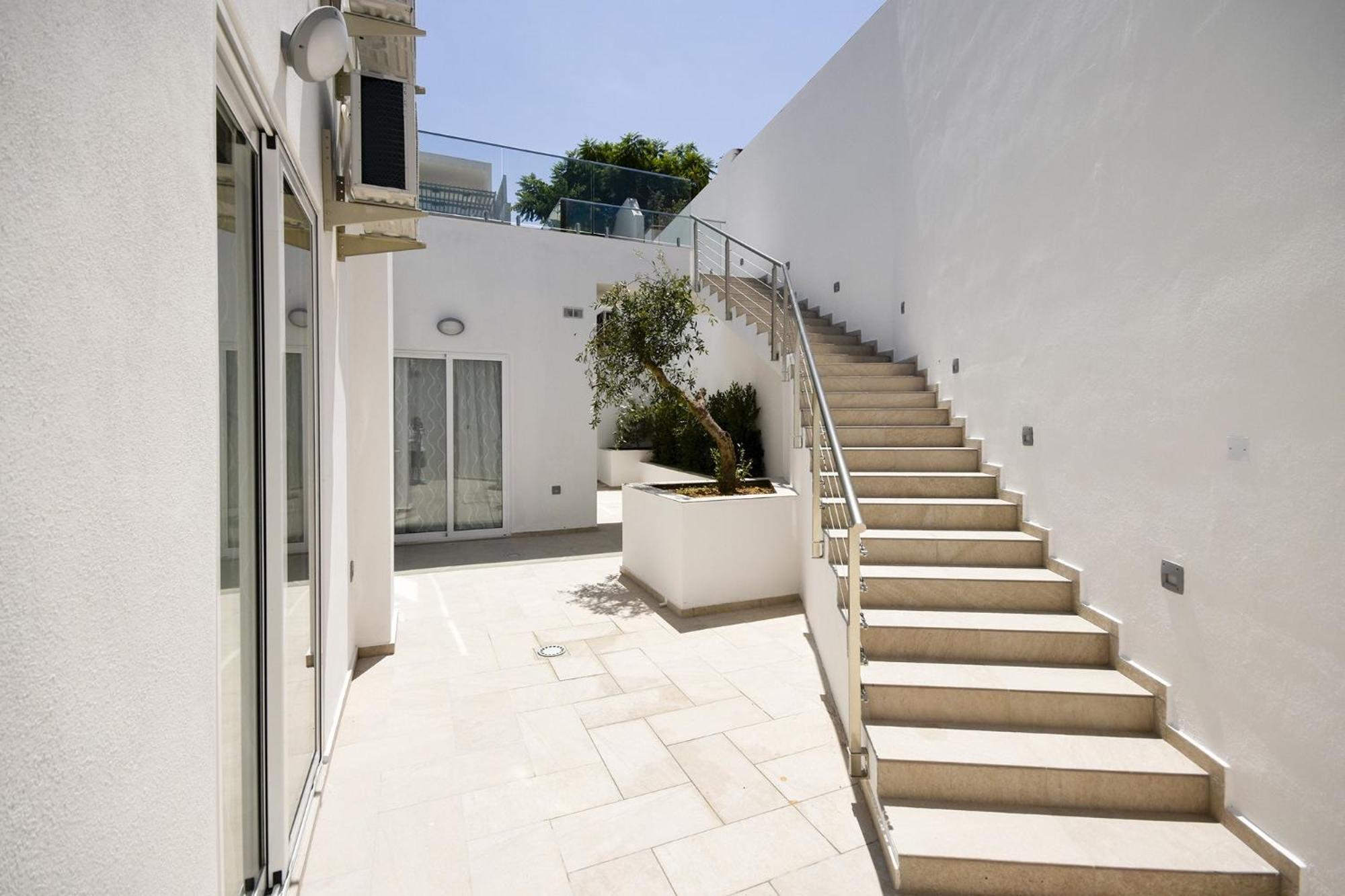Villa Blu - Family Villa With Indoor Heated Pool, Sauna And Games Room 梅利哈 外观 照片