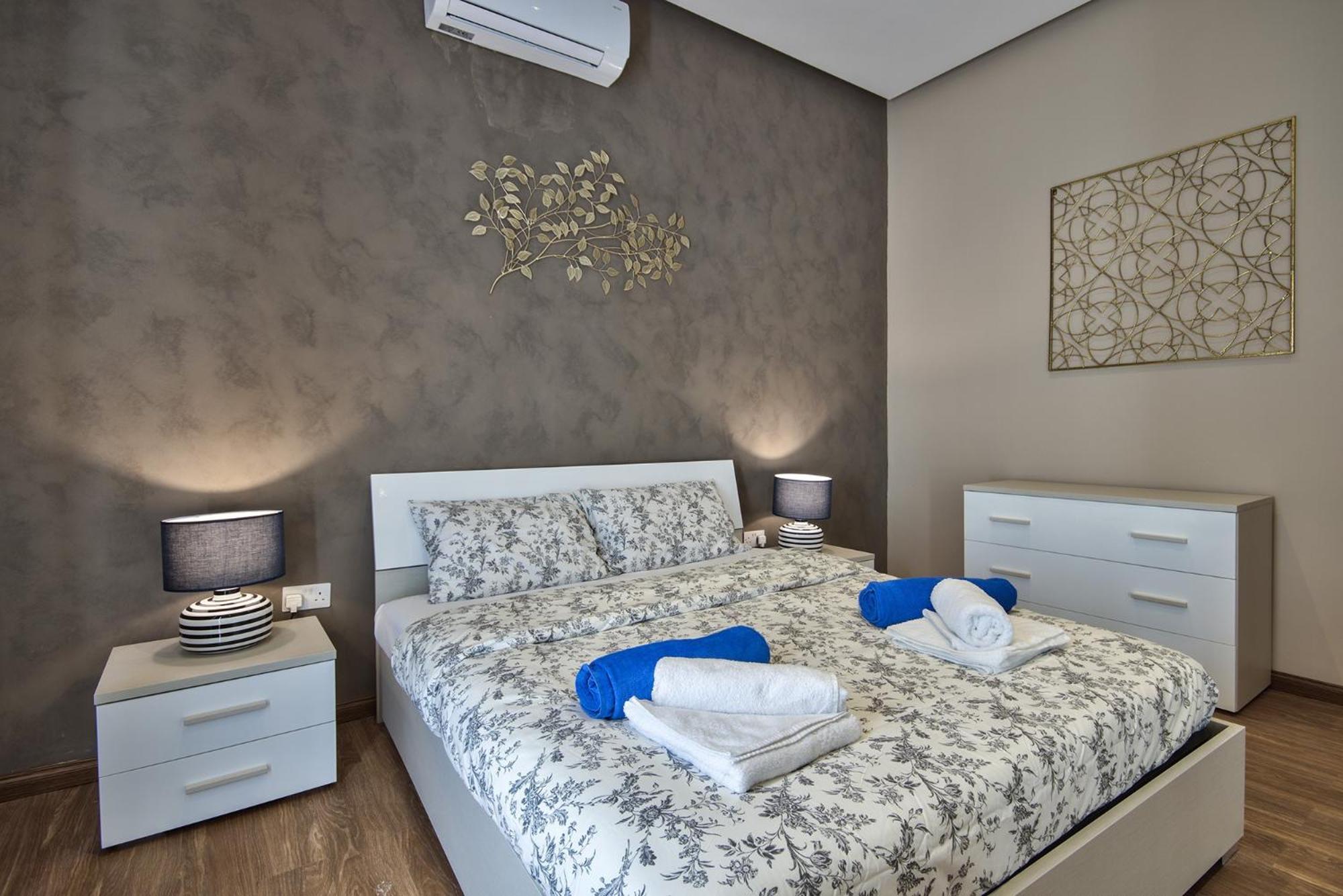 Villa Blu - Family Villa With Indoor Heated Pool, Sauna And Games Room 梅利哈 外观 照片